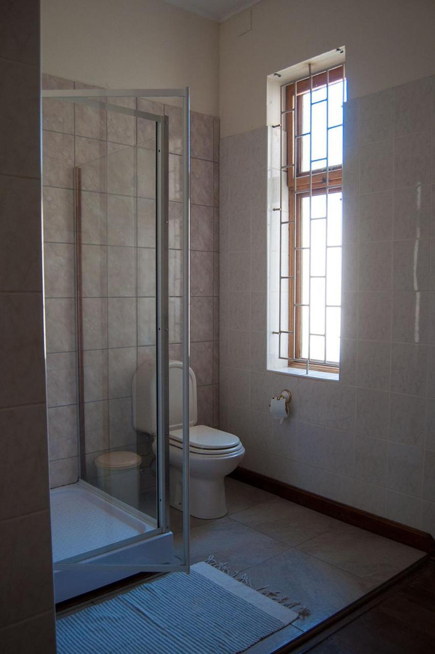 Historical Guesthouse - Self Catering Apartments Lüderitz Exterior foto